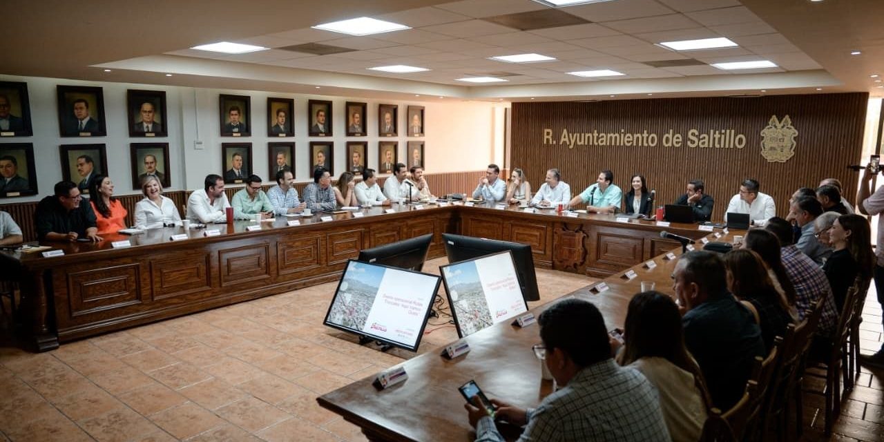 Instruye Javier Díaz a su equipo a redoblar esfuerzos por Saltillo