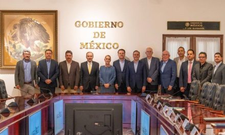 Sheinbaum se reúne con gobernadores para atender cierre fronterizo al ganado