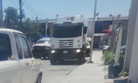 Hallan cuerpo de un bebé en camión recolector de basura en Escobedo, Nuevo León