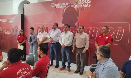 Reconocen a bomberos de Ramos Arizpe