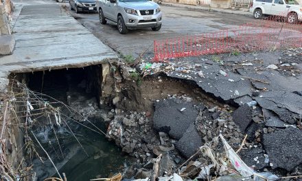 Así quedó la calle de Rayón tras las intensas lluvias en Saltillo