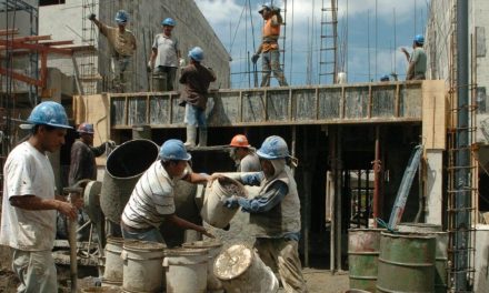 Aumento en costos de materiales complica el acceso a vivienda propia en México