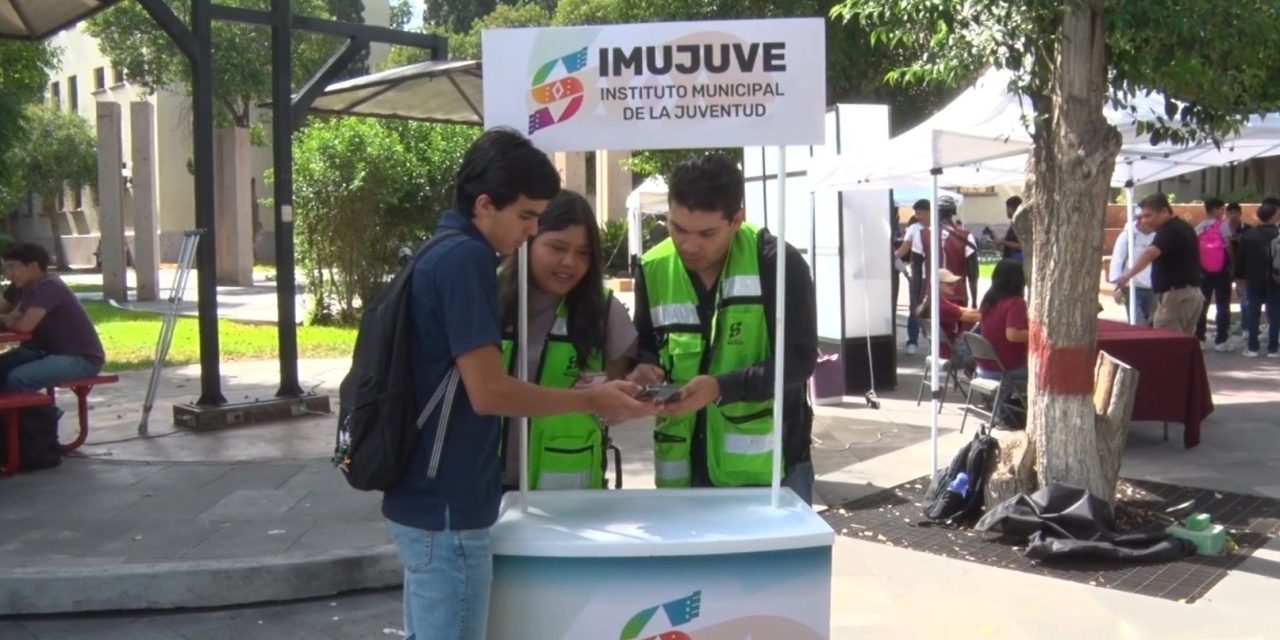 Difunden ‘Aquí Vamos Gratis’ en paradas de transporte y Centros Comunitarios