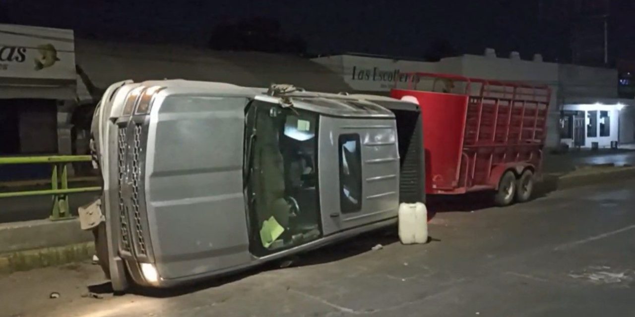 Saltilllo: Se le durmió el caballo y volcó antes de un puente