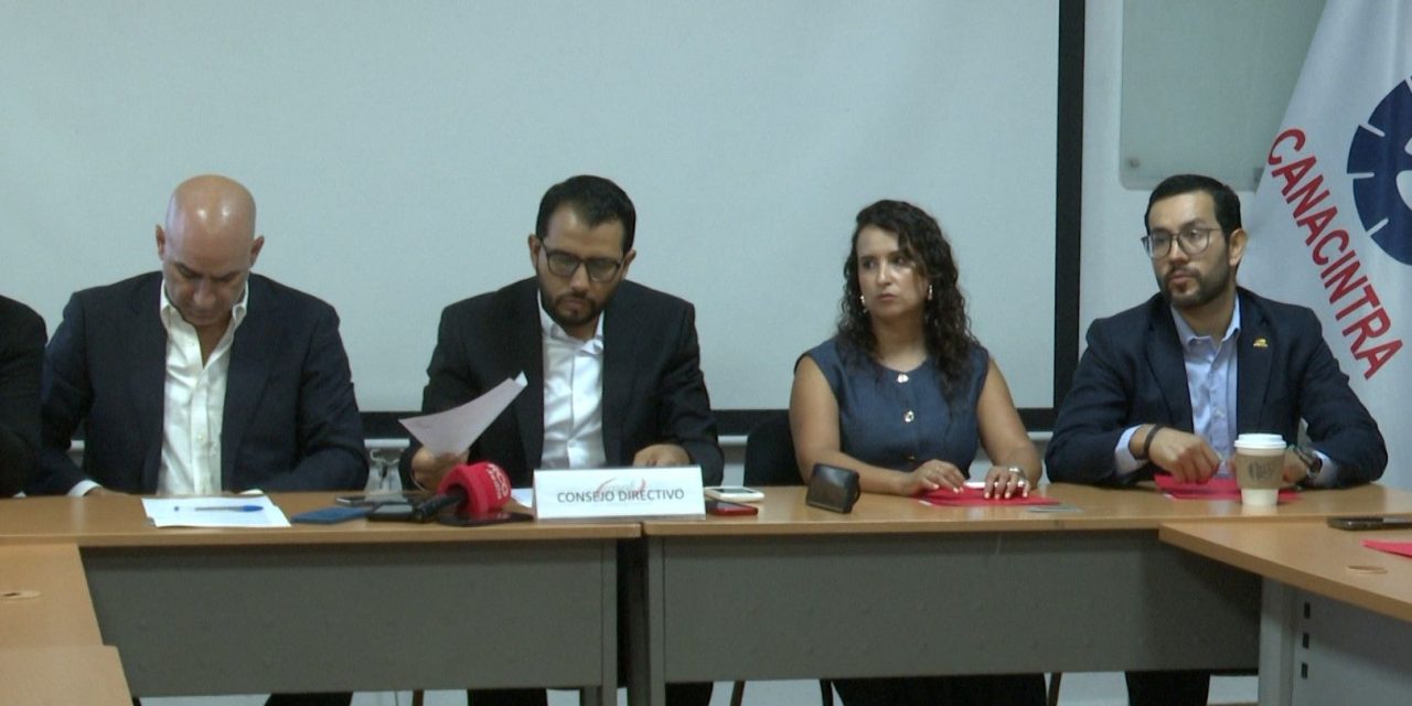 Firman convenio de colaboración IMEF y cámaras y organismos empresariales