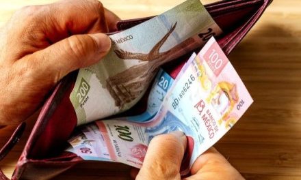 Inflación anual en México baja a 3.5%, pero familias sienten alza en precios