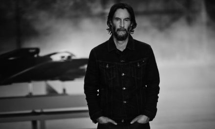 Con Keanu Reeves como ‘anfitrión’, reciben  a ‘Checo’ Pérez en la F1