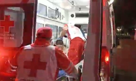 Pandilleros lesionan a joven durante riña  a las afueras de un bar en el centro de Saltillo