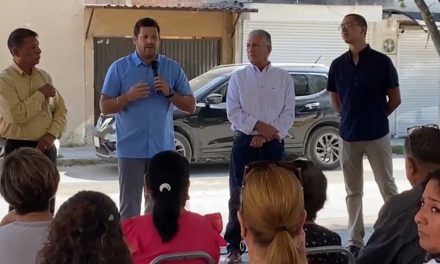 Municipio y colonos acuerdan realizar un peritaje para obra vial Villa Florida en Torreón