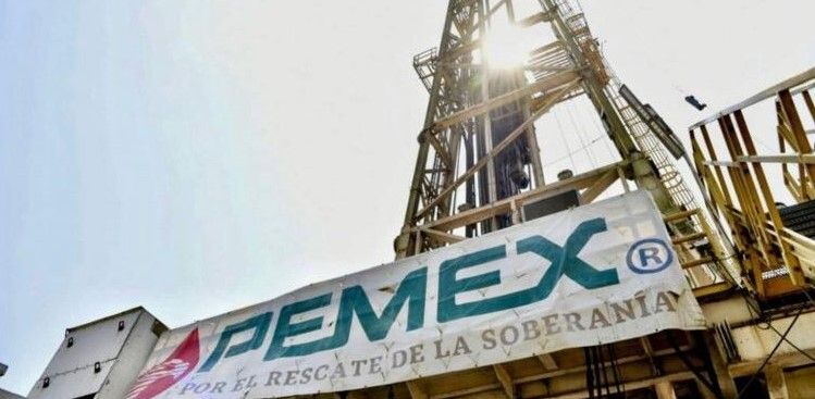 Producción de Pemex cae a 1.6 millones de barriles diarios