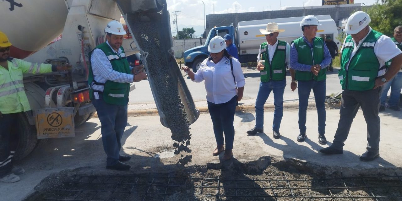 Tomás Gutiérrez ponen en marcha el recarpeteo en el bulevar mariano morales en Ramos Arizpe
