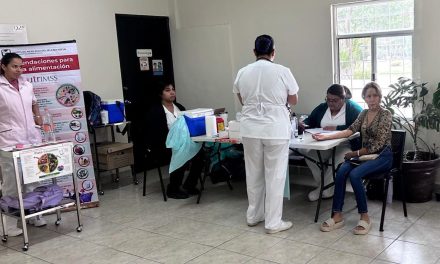 Trabajan IMSS Coahuila y UAAAN en beneficio de estudiantes