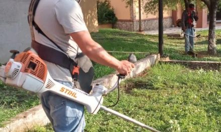 Refuerzan limpieza en plazas de Múzquiz