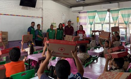 Concluye entrega de útiles escolares para estudiantes de Sabinas
