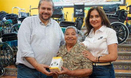 DIF Ramos Arizpe cumple con terapias y apoyos ortopédicos