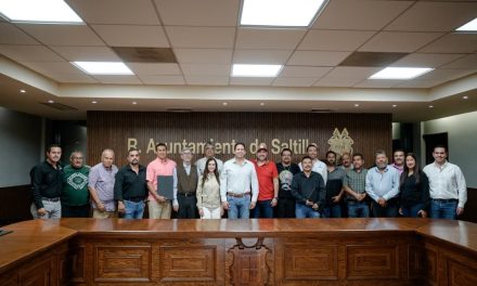 Acuerdan Javier Díaz y concesionarios impulsar el ‘Aquí Vamos Gratis’ en Saltillo