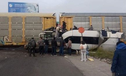 Tragedia en el Estado de México: Choque de tren y autobús deja 8 muertos y 45 heridos