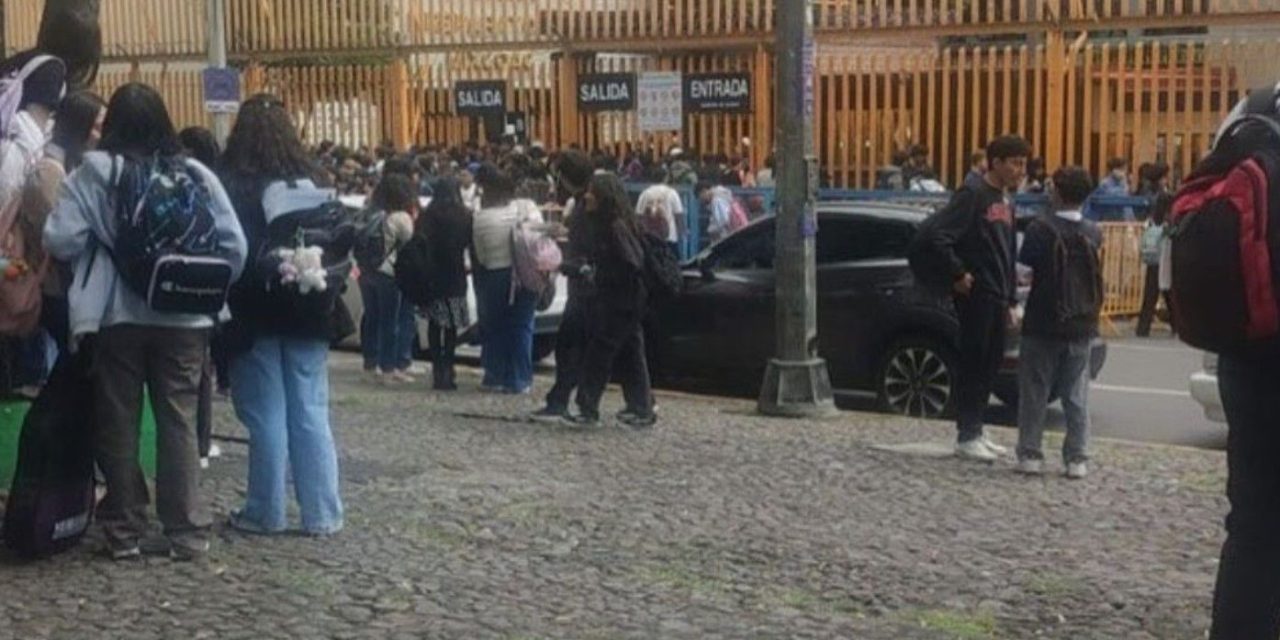 Amenaza de bomba provoca desalojo en Preparatoria 8 de la UNAM