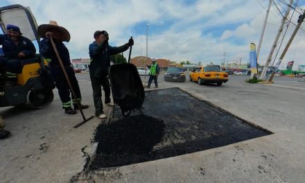 Bachea ‘Aquí Andamos’ boulevard  Antonio Cárdenas