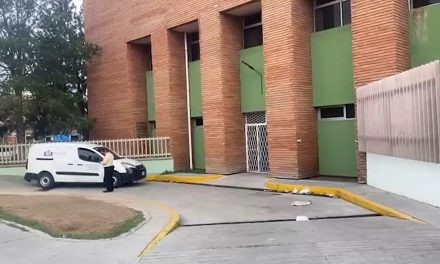 Saltillo: Bebé de dos meses pierde la vidam llegó sin signos vitales a clínica del IMSS