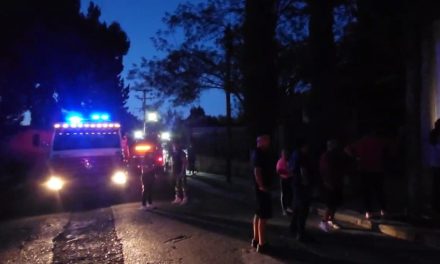 Explosión en medidor provoca incendio en Lomas de Lourdes