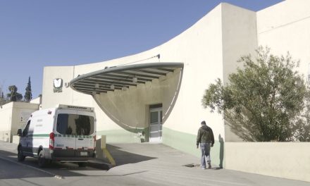 Fallece mujer en el estacionamiento de la clínica Uno del IMSS