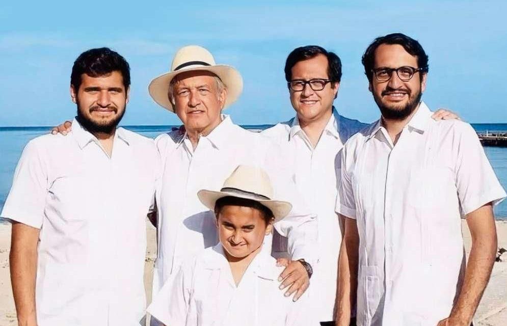 Hijos de AMLO no se han desistido de amparos para evitar detención