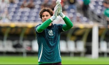 Memo Ochoa, se queda sin equipo tras caída su fichaje al Burgos FC