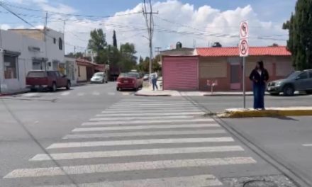 Peligroso crucero pone en riesgo a los estudiantes de una escuela cercana