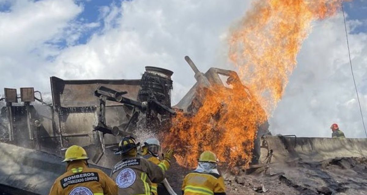 Suman 25 muertos por explosión de la pipa; 21 siguen hospitalizados