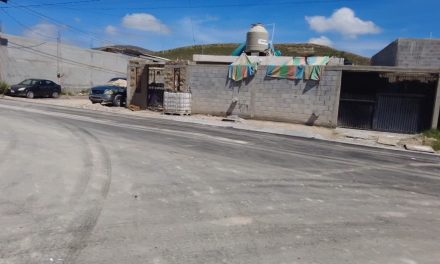 Reportan avance de 45 por ciento en obras de pavimentación en La Gloria