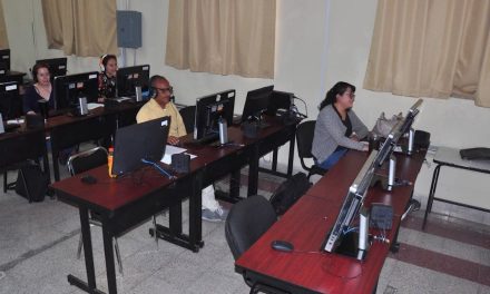 Se lleva a cabo examen de admisión en el Tecnológico de Saltillo