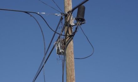 Refuerzan programa de retiro de cableado en desuso para mejorar la imagen urbana