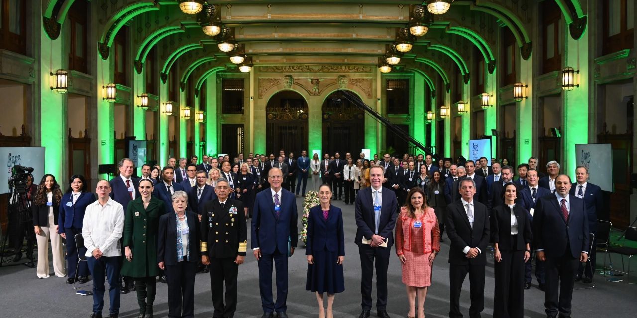 Presidenta presenta el Plan México a miembros del Foro Económico Mundial