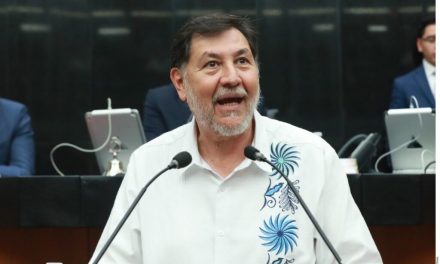 Se suman señalamientos contra Noroña por su viaje a Coahuila