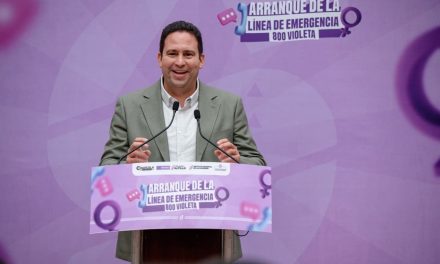 Javier Díaz pone en marcha la Línea de Emergencia 800 Violeta