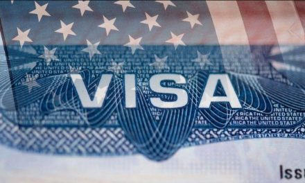 EE. UU. revoca visas a seis extranjeros por comentarios sobre Charlie Kirk, hay un mexicano