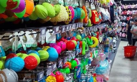 Decomisan artículos ‘piratas’ en tiendas chinas de Saltillo