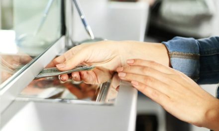 Bancos exigirán identificación para depósitos y retiros en efectivo mayores a 140 mil pesos a partir de 2026