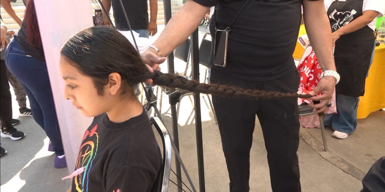 Saltillo: Constanza dona su cabello para apoyar a niños con cáncer
