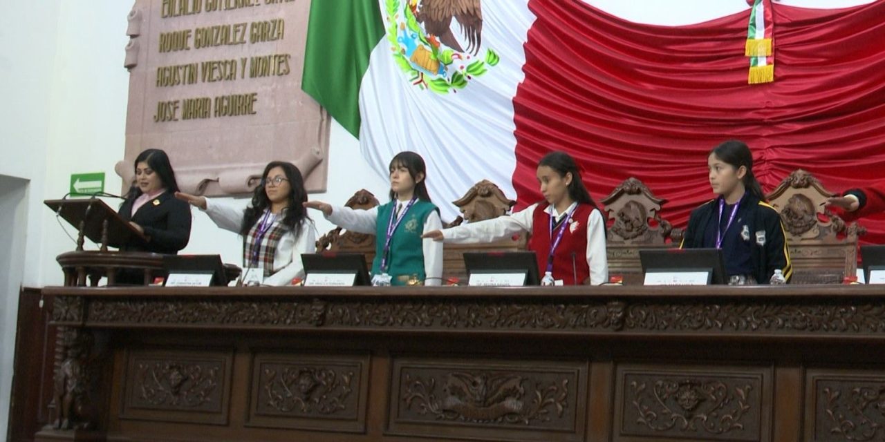 Los jóvenes de Coahuila hicieron escuchar su voz en el Congreso Estatal