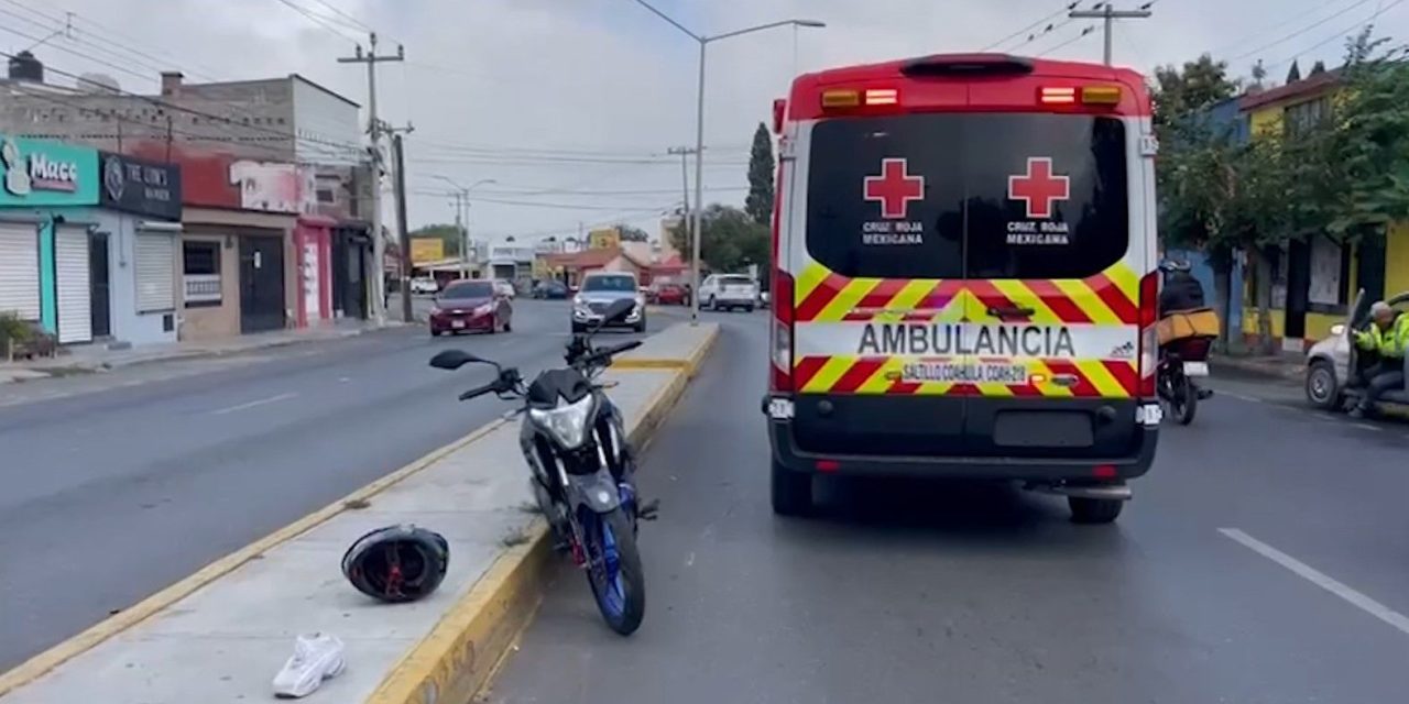 Motociclista lesionado tras choque en la colonia Valle de las Flores
