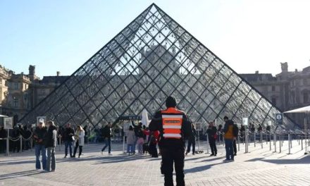 Cae sospechoso clave y ya son siete los detenidos por el robo en Louvre
