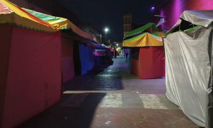 Saltillo: Amanecen cerradas las calles aledañas a San Francisco