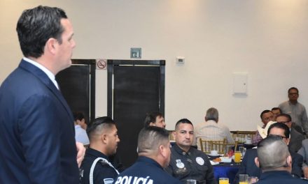 Se reúne el fiscal del estado con empresarios de Monclova