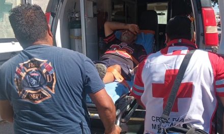 Tremendo derrape en Parras de la Fuente; adulto mayor termina en el hospital