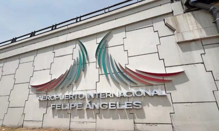 México plantea a EE.UU. reapertura ganadera y defensa del AIFA ante restricciones