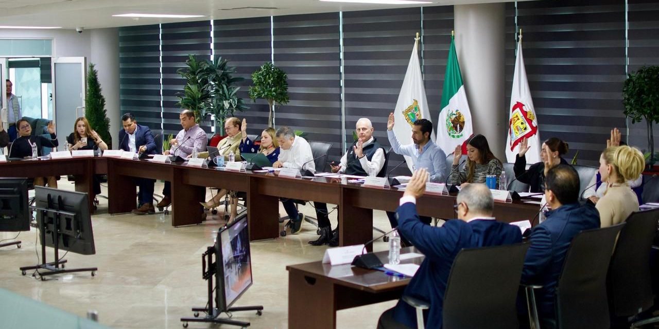 Aprueba Cabildo entrega del informe de Román Cepeda