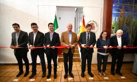 Román Cepeda asiste a la reapertura del Consulado Honorario Español en Torreón