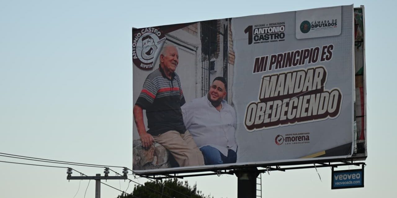 Burla Tony Castro la ley y excede tiempo de publicidad